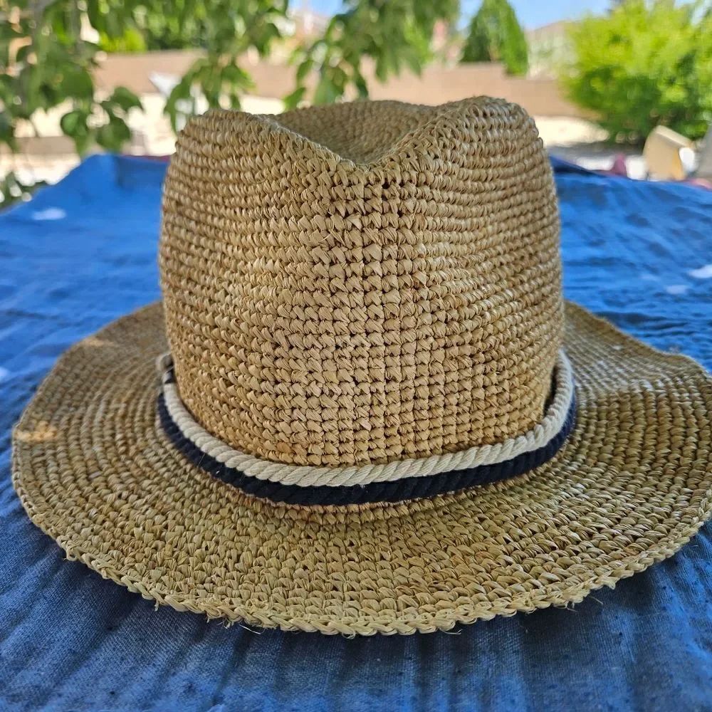 Sun and sand hat
